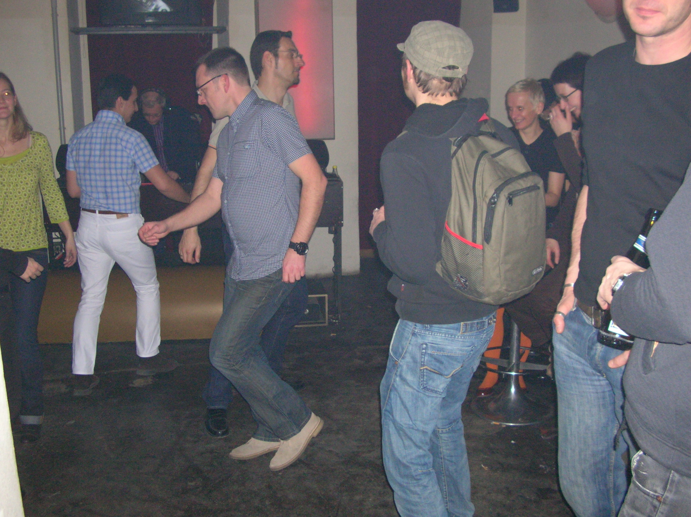 tanzen.jpg tanzen.jpg